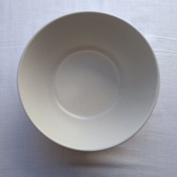 Vintage Pfaltzgraff Yorktowne 8" Basket Bowl - Picture 4 of 8